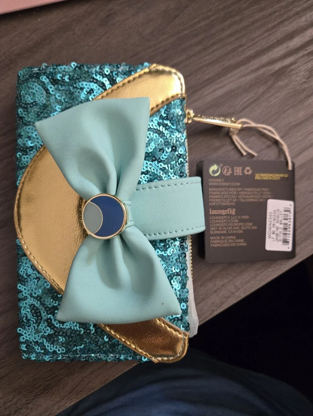 Loungefly Princess Jasmine Sequin Bow Wallet - Picture 1 of 4